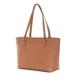 NWT Liz Claiborne Jess Tote bag (Color=Latte)